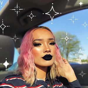 Meet your Posher, Zoë